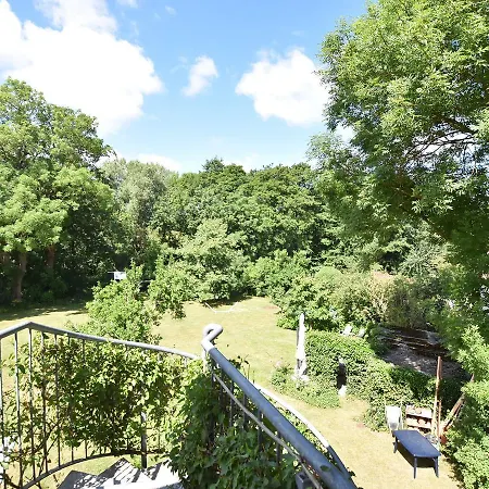 Apartment Child Friendly Near Beach In