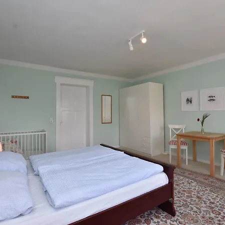 Child Friendly Near Beach In Apartment *